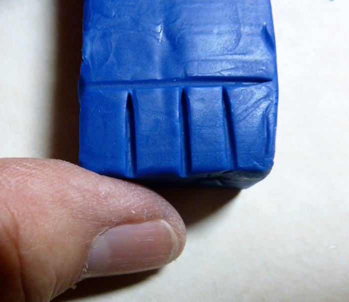 Браслет из полимерной глины с сердечками (4) (700x604, 336Kb)