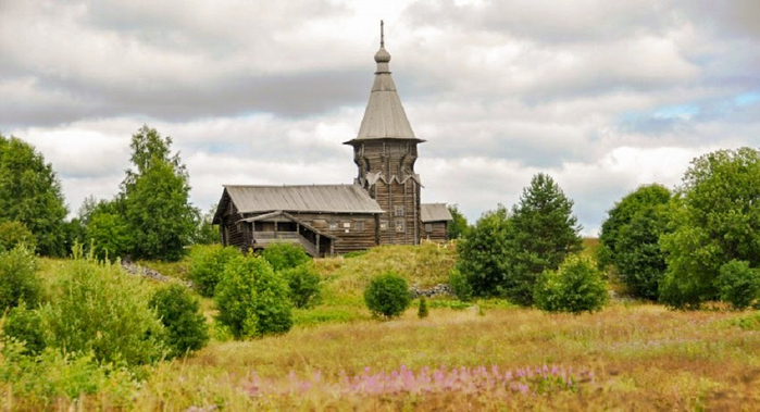 Лычный остров. Петропавловская ц. , 1620 г. (700x379, 288Kb)