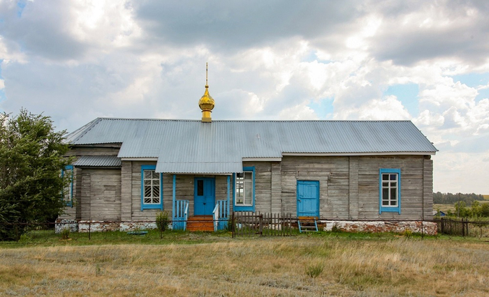 Нижняя Алабуга. Церковь Николая Чудотворца, 1903 г. (700x426, 320Kb)