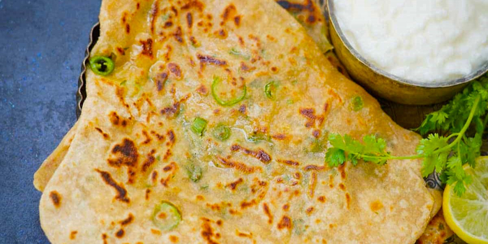 Chilli-Cheese-Paratha-2-1 (700x350, 314Kb)