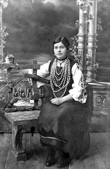  оссия Девушка из Полтавы, 1907 год (458x700, 227Kb)