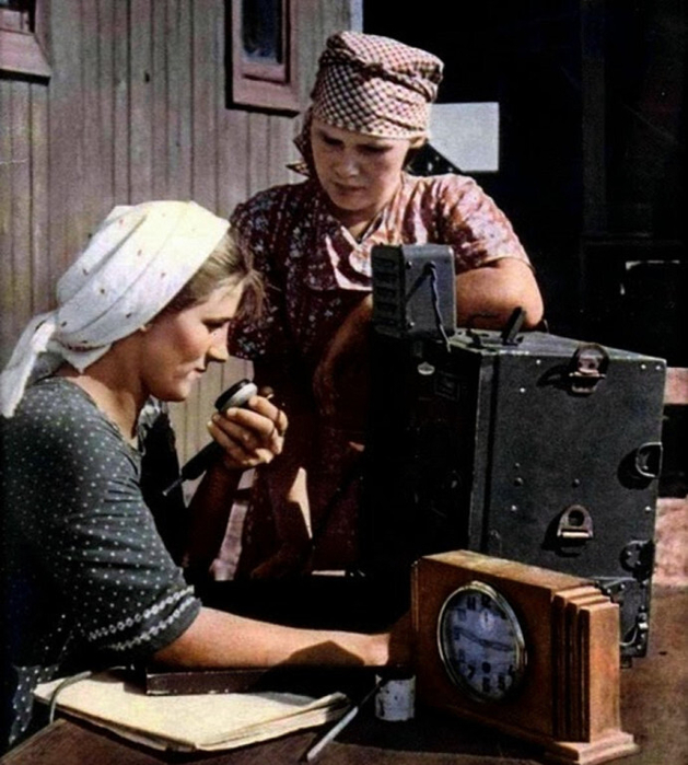 ссср Колхозный радиоузел, 1956 год (629x700, 368Kb)