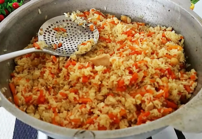 plov-s-kurinym-myasom (700x481, 102Kb)