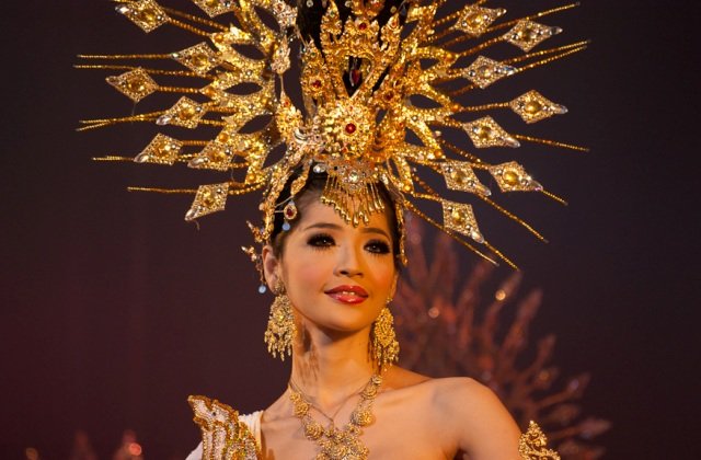 Show-Tiffani-Pattaya-2 (640x420, 53Kb)