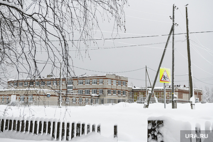 4397599_651534_Poselok_Yubileyniy_i_okrestnosti_Permskiy_kray_760x0_8256_5504_0_0 (700x466, 146Kb)