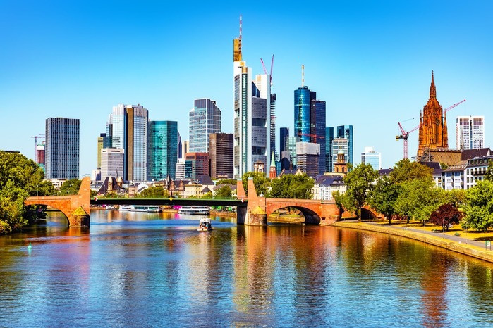 7473674_frankfurtmainriver (700x466, 125Kb)