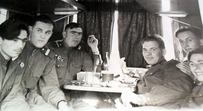 ссср На побывку,  1956 год, Белорусская СС  (700x384, 261Kb)