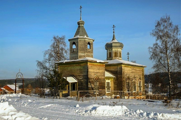 Григорьевское. Троицкая единоверческая ц., 1841-1843 г. (фото 1) (700x464, 330Kb)
