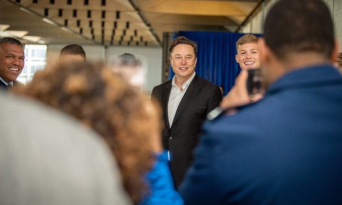 4397599_USAFA_Hosts_Elon_Musk_Image_1_of_17 (700x420, 38Kb)