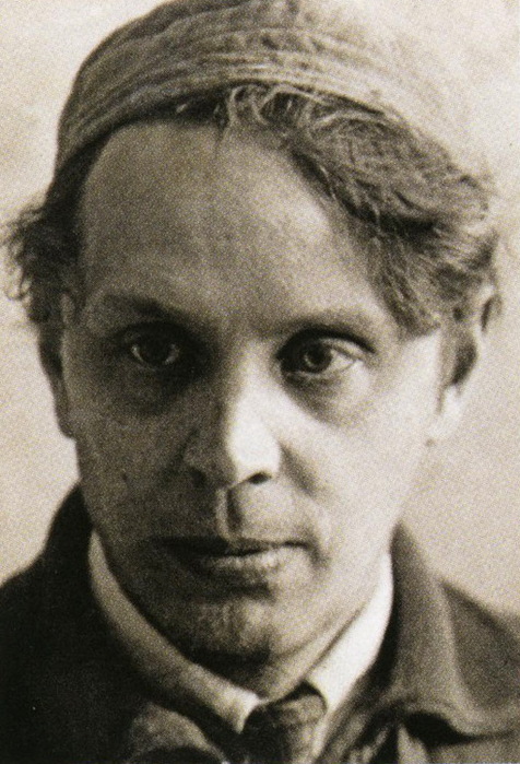 1930 .    (476x700, 138Kb)