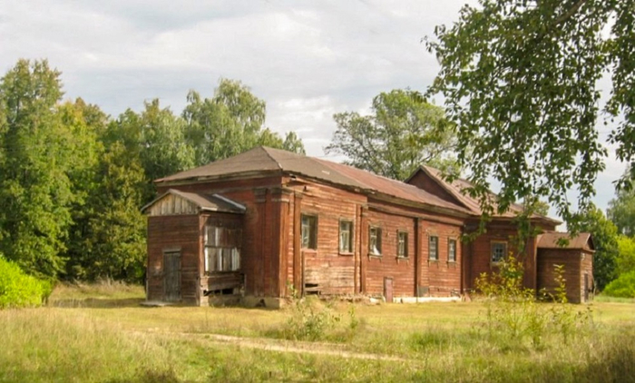 Ерахтур. Церковь Николая Чудотворца, 1782 г., пер. 1885 г. (700x422, 328Kb)