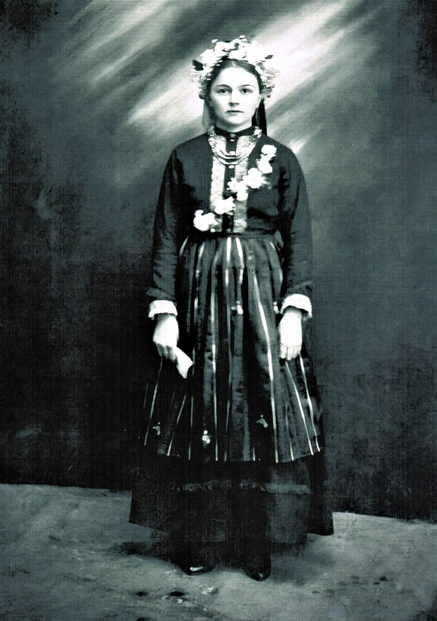 Р РѕСЃСЃРёСЏ РќРµРІРµСЃС‚Р° РёР· Р¦Р°СЂРёС†С‹РЅР°, 1906 РіРѕРґ (493x700, 304Kb)