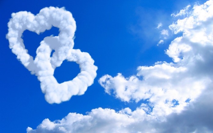 Two-hearts-mated-formed-of-clouds-on-the-sky_5120x3200 (700x437, 49Kb)
