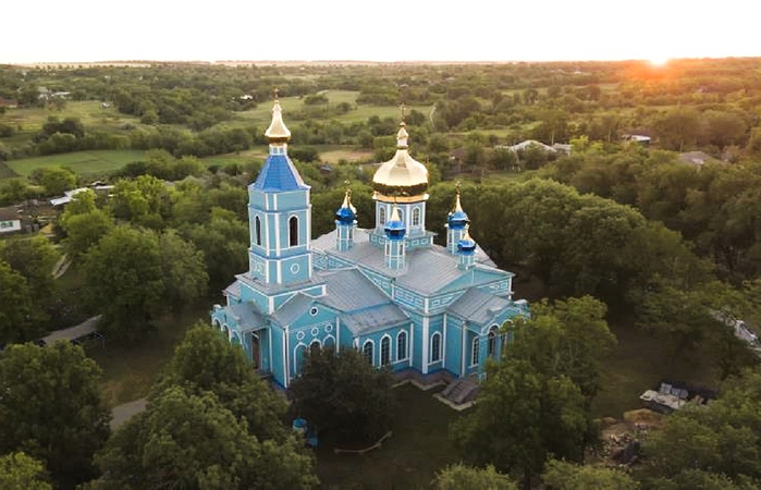 Благодатное. Церковь Покрова Пресвятой Богородицы, 1874 г. пер. 1909 г. (фото 2) (700x450, 292Kb)
