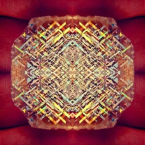 1 (480x480, 275Kb)