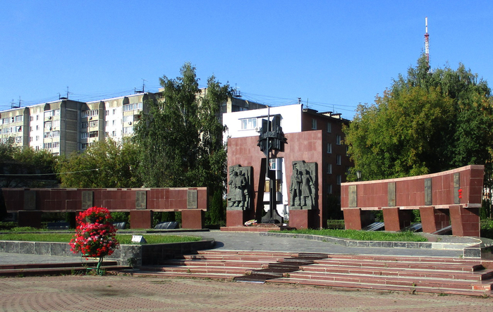 комсомольцам3 (700x443, 408Kb)