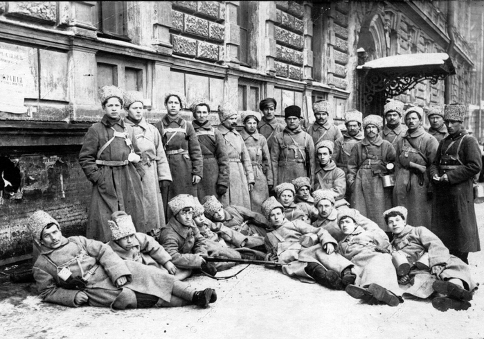 ссср Красноармейцы, Петроград 1918 год (700x489, 261Kb)