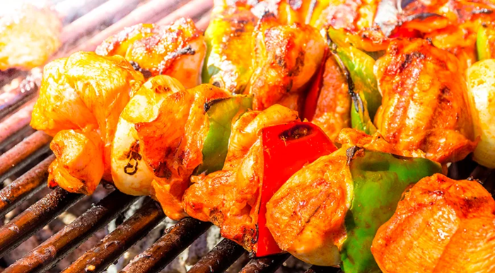 3085196_Screenshot_20250422_at_115833_Idealnii_svinoi_shashlik_15_marinadov_dlya_sochnogo_i_nejnogo_myasa__chitat_na_Gastronom_ru (700x386, 567Kb)