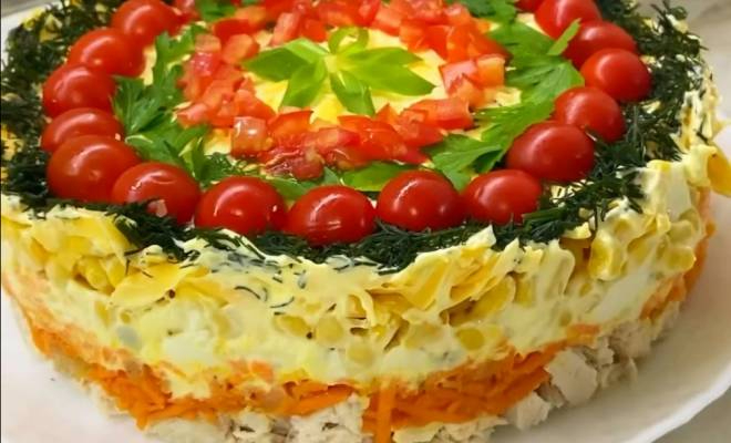 Салат с курицей, сыром, яйцом, кукурузой и корейской морковью1 (660x400, 219Kb)