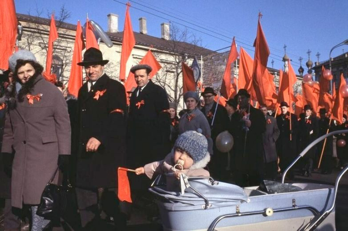 ссср Первомай 1970 год (700x463, 300Kb)