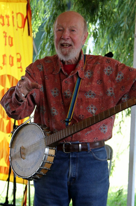 Pete_Seeger_2011 (463x700, 362Kb)