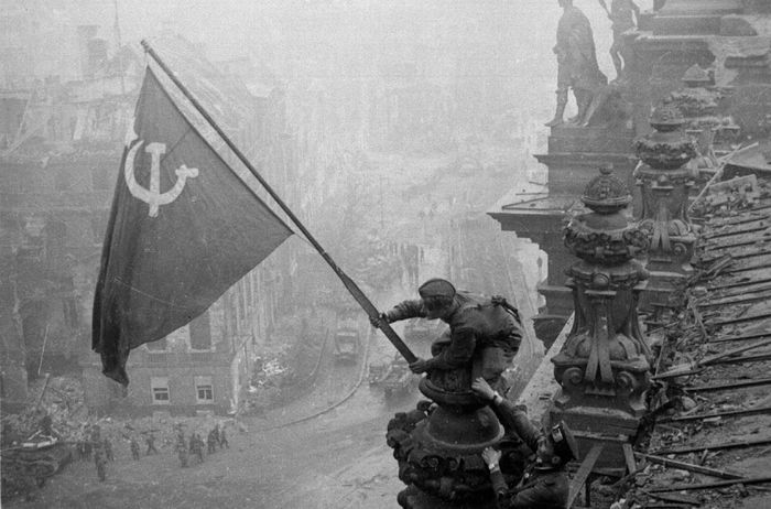 !09 _   . . 2  1945  (700x462, 206Kb)