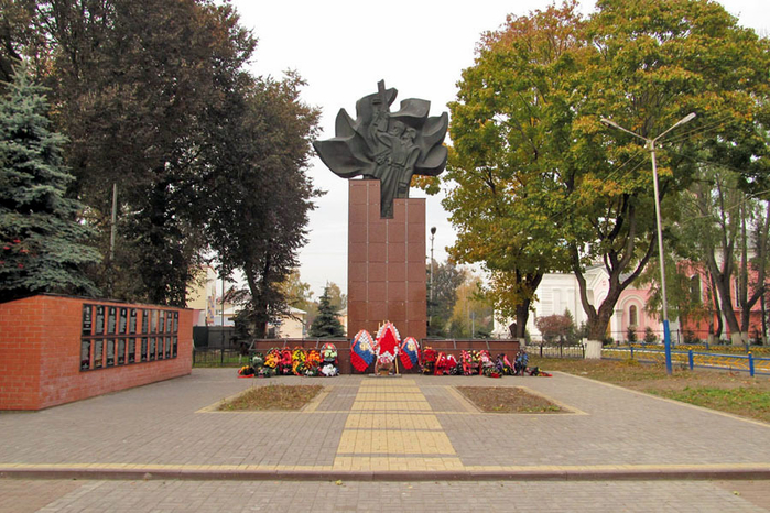 0 0 братская могила (700x466, 445Kb)