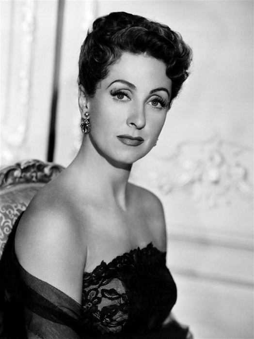 Danielle_Darrieux (524x700, 155Kb)