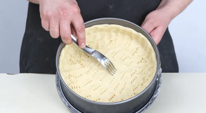3290568_Screenshot_20250524_at_102717_Otkritii_pirog_s_yagodami_poshagovii_recept_s_foto_na_755_kkal (700x386, 272Kb)