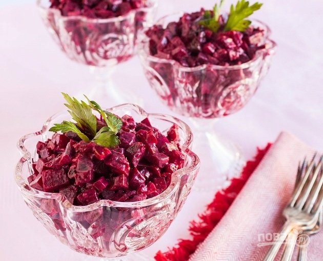 salat_s_chernoslivom_i_kuricei-371195 (630x509, 291Kb)