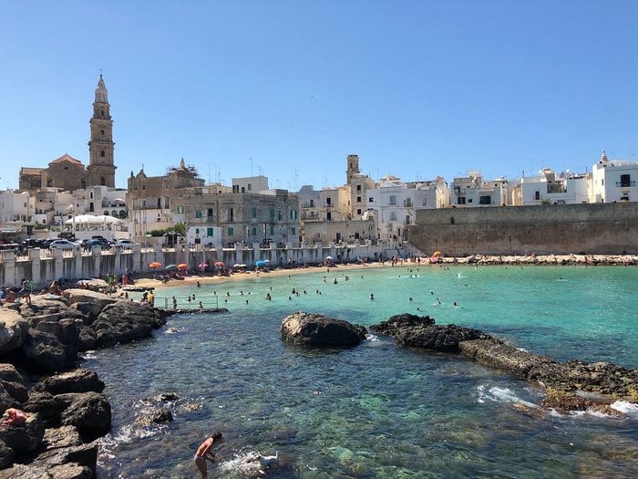 centro-storico-di-monopoli 900x725, 95Kb)