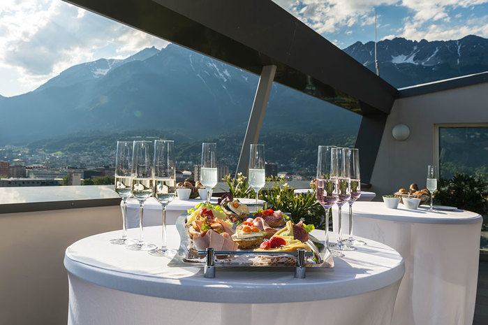 инсбрук. RAMADA INNSBRUCK TIVOLI (700x465, 79Kb)