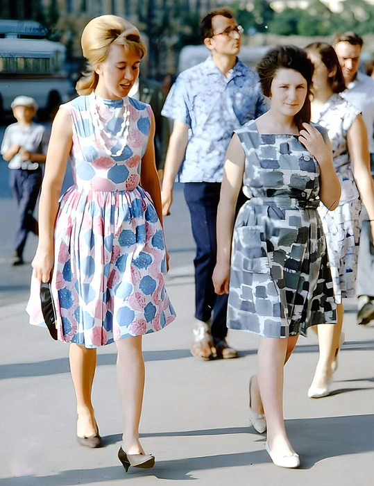 ссср Девушки 1964 года (539x700, 483Kb)