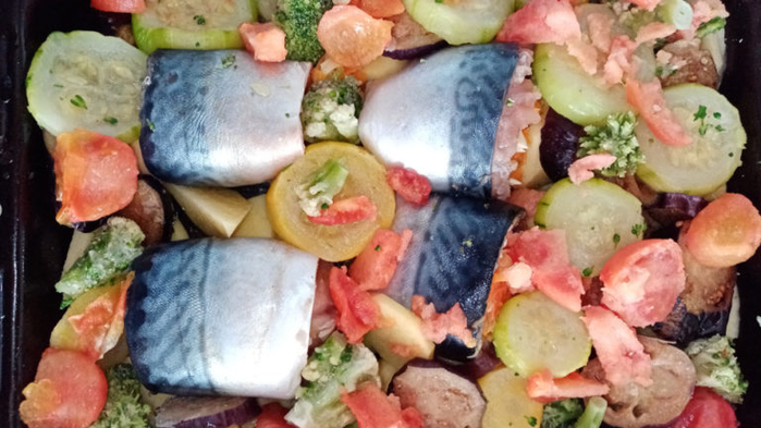 mackerel-rolls-and-vegetables1-768x432 (700x393, 315Kb)