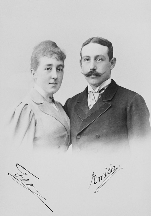 4397599_Princess_Feodore_and_Prince_Emich_of_Leiningen (488x700, 142Kb)