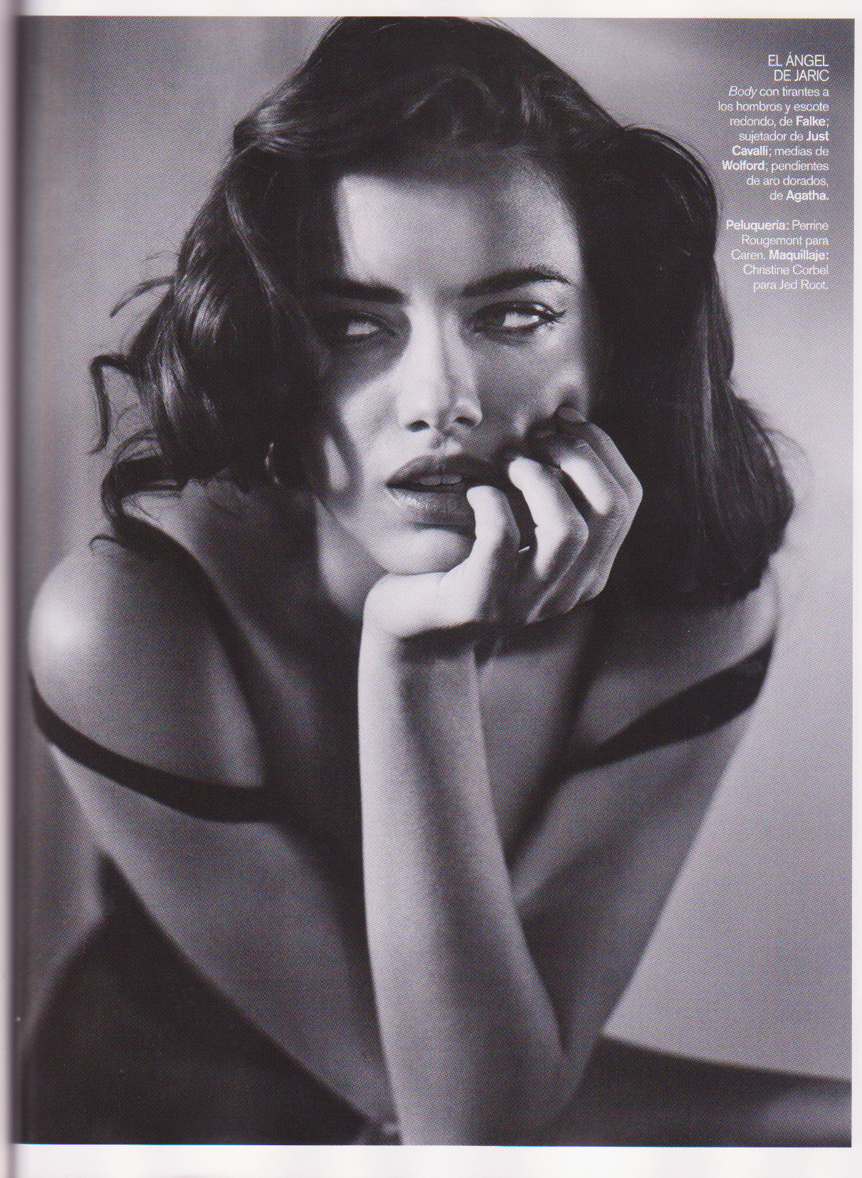 adriana lima, ,Vogue,Spain,6,2010,,,,,,,