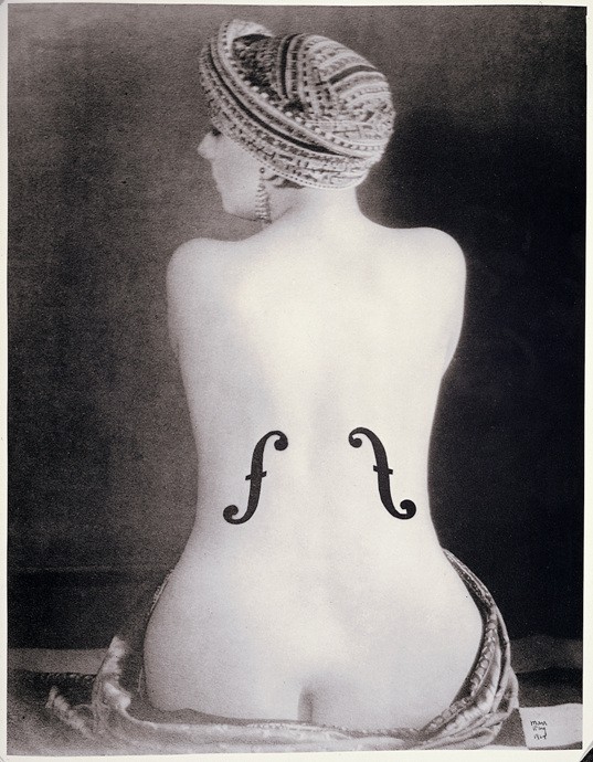  .  . 1924 . © Man Ray