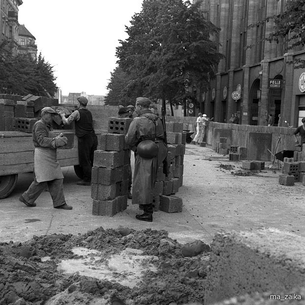 Берлинская стена фото 1961