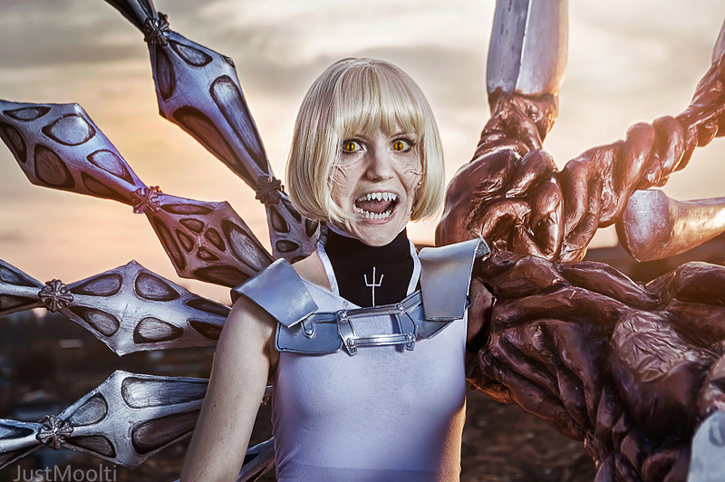 Claymore cosplay.