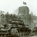 Советский танк типа ИС-2 у рейхстага.  Берлин. 1945 